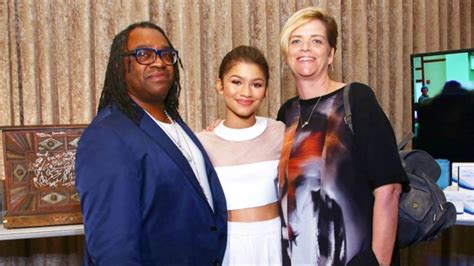 zendaya parents religion|All About Zendayas Parents, Claire Stoermer and。